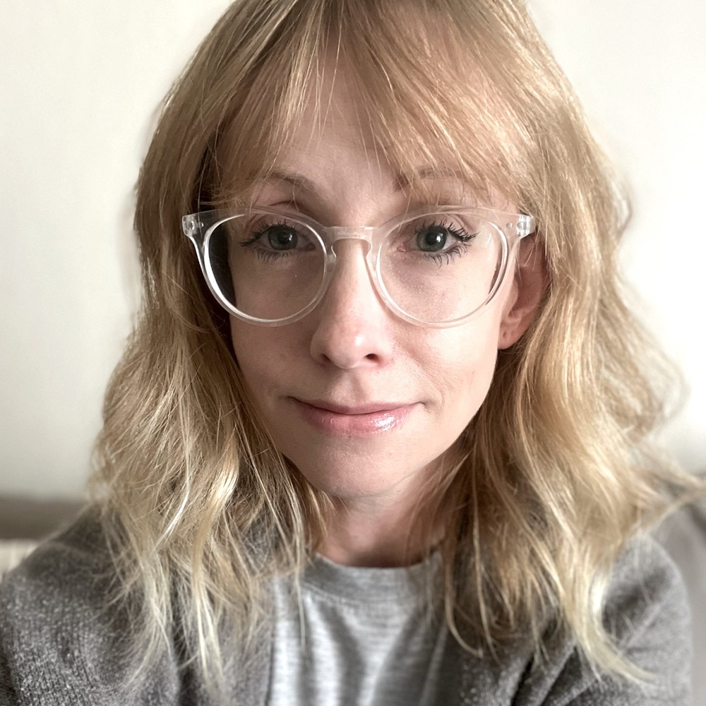 Welcome to my closet! I’m Tuesday!